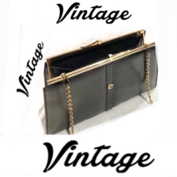 🛍VINTAGE black leather kiss lock chain clutch/purse size 9x7 great condition - Picture 15 of 15